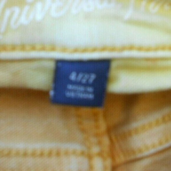 Universal Thread Womens High Rise Yellow Cuffed Denim Shorts Sz 4/27 Mom Jeans - Picture 2 of 3